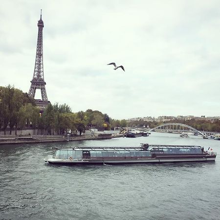 Apartmán Eiffel Tower Champs De Mars Paříž Exteriér fotografie