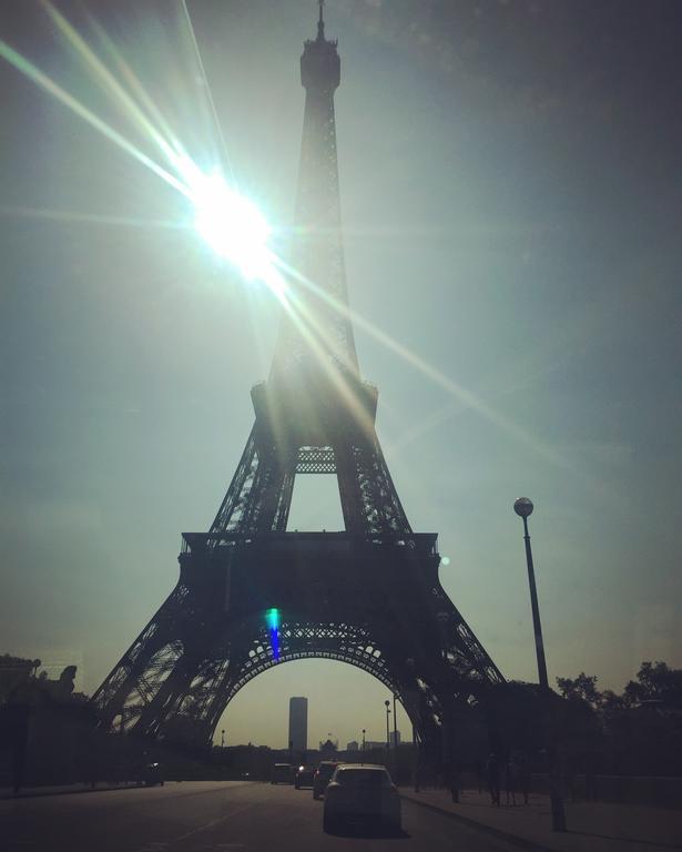 Apartmán Eiffel Tower Champs De Mars Paříž Exteriér fotografie