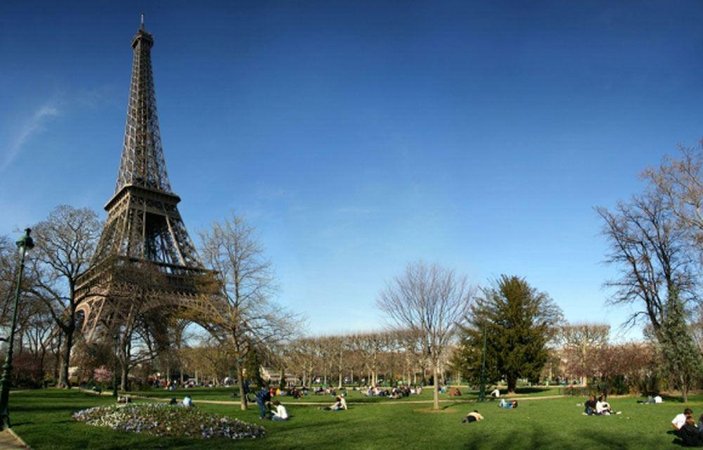Apartmán Eiffel Tower Champs De Mars Paříž Exteriér fotografie